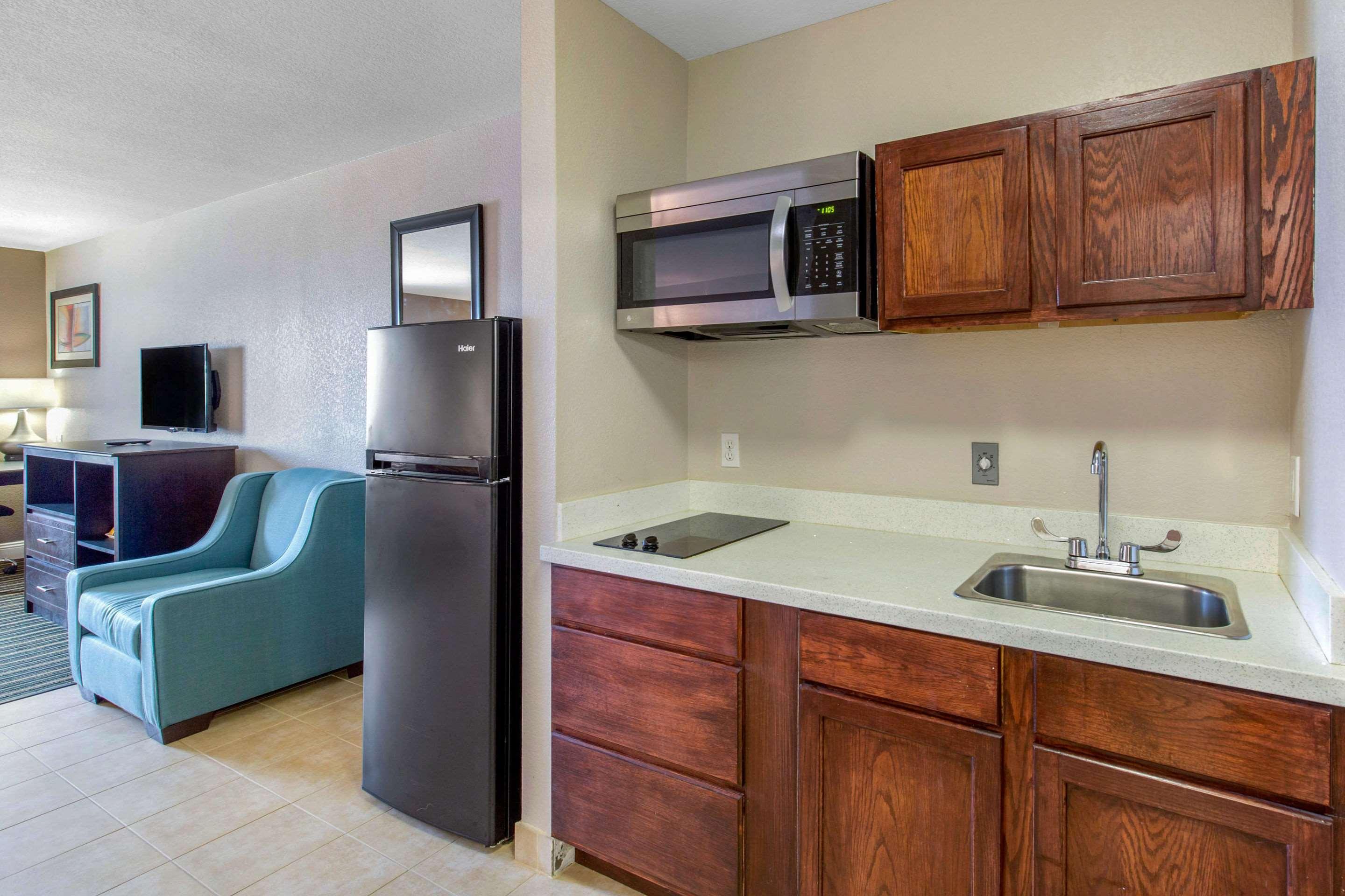 Quality Inn And Suites Port Arthur Nederland Екстер'єр фото