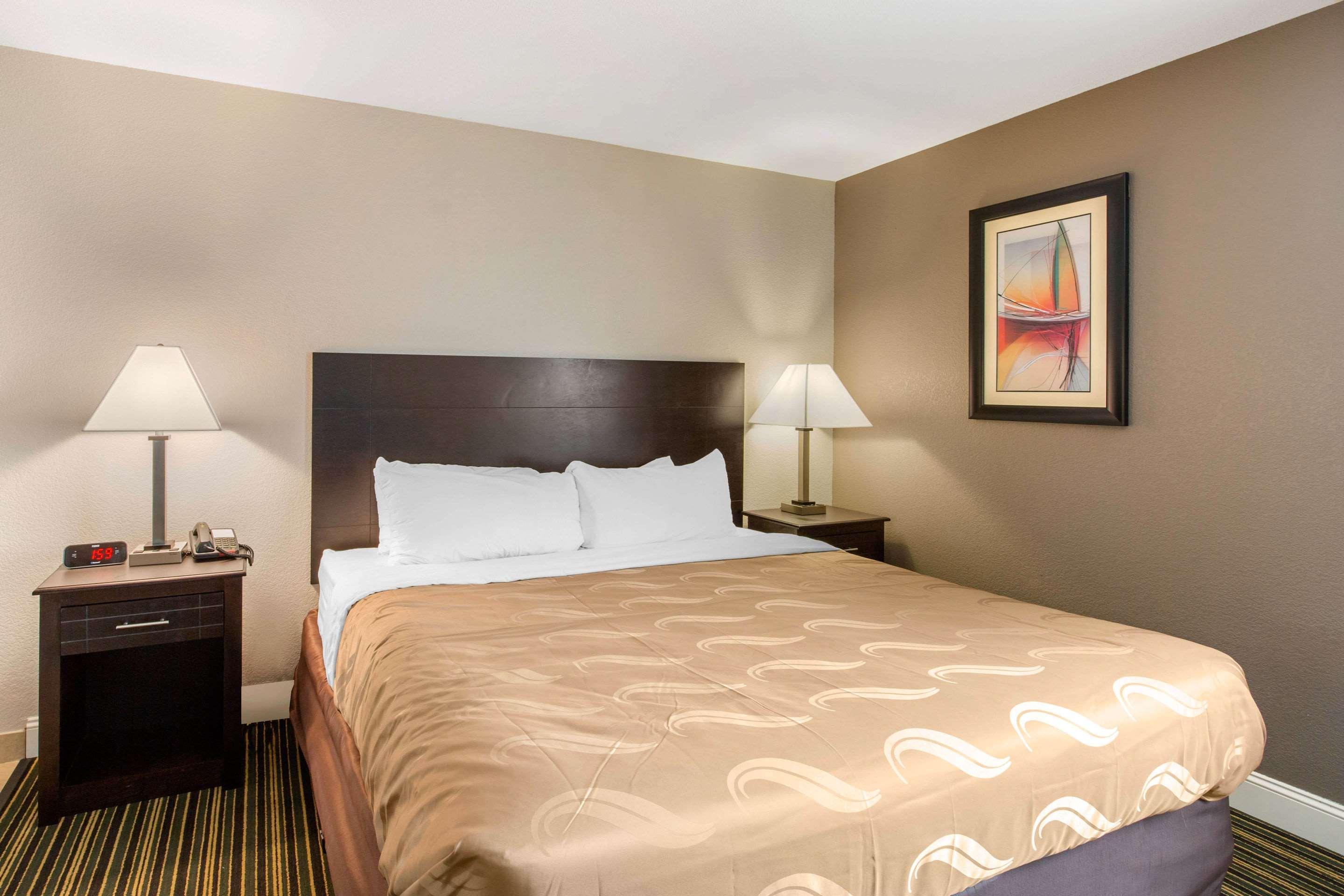 Quality Inn And Suites Port Arthur Nederland Екстер'єр фото