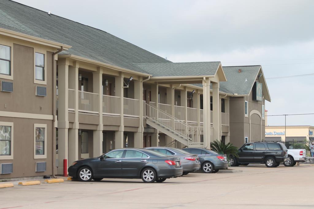 Quality Inn And Suites Port Arthur Nederland Екстер'єр фото